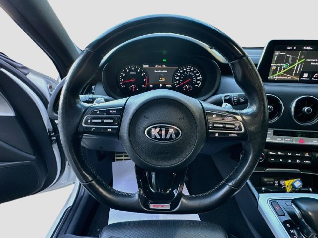 Used 2018 Kia Stinger GT2 AWD/4WD image 11