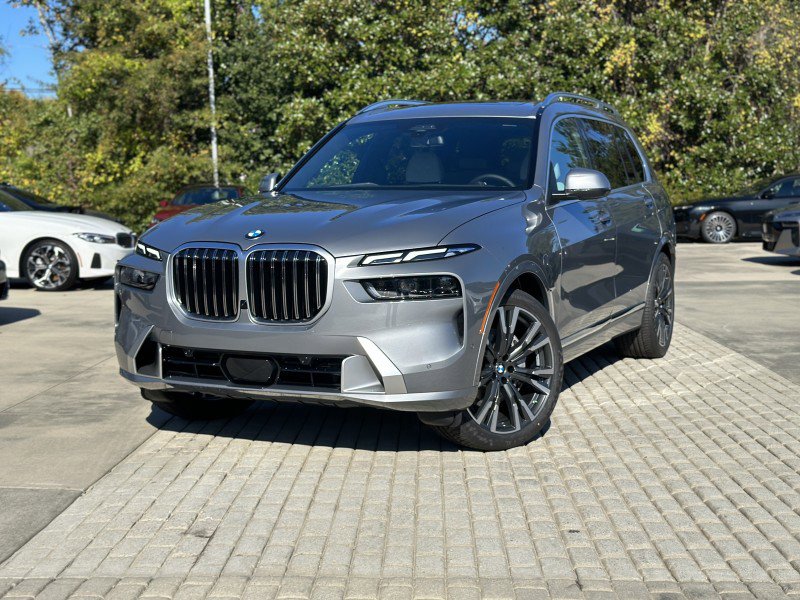 New 2026 BMW X7 xDrive40i