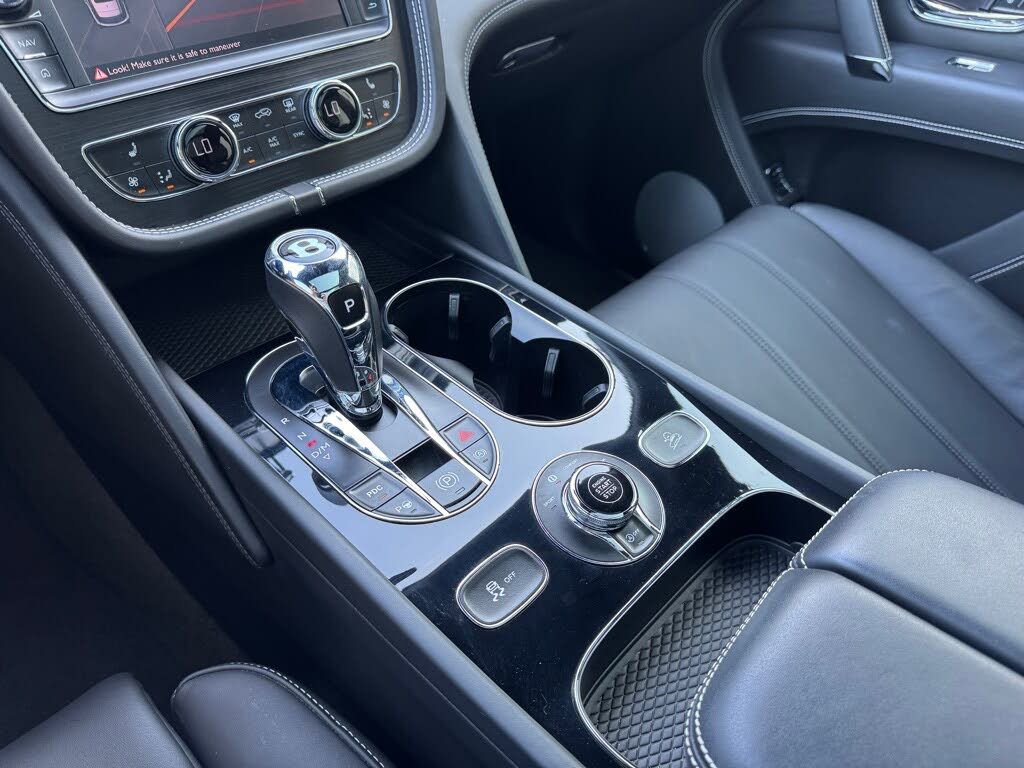 Used 2019 Bentley Bentayga image 20