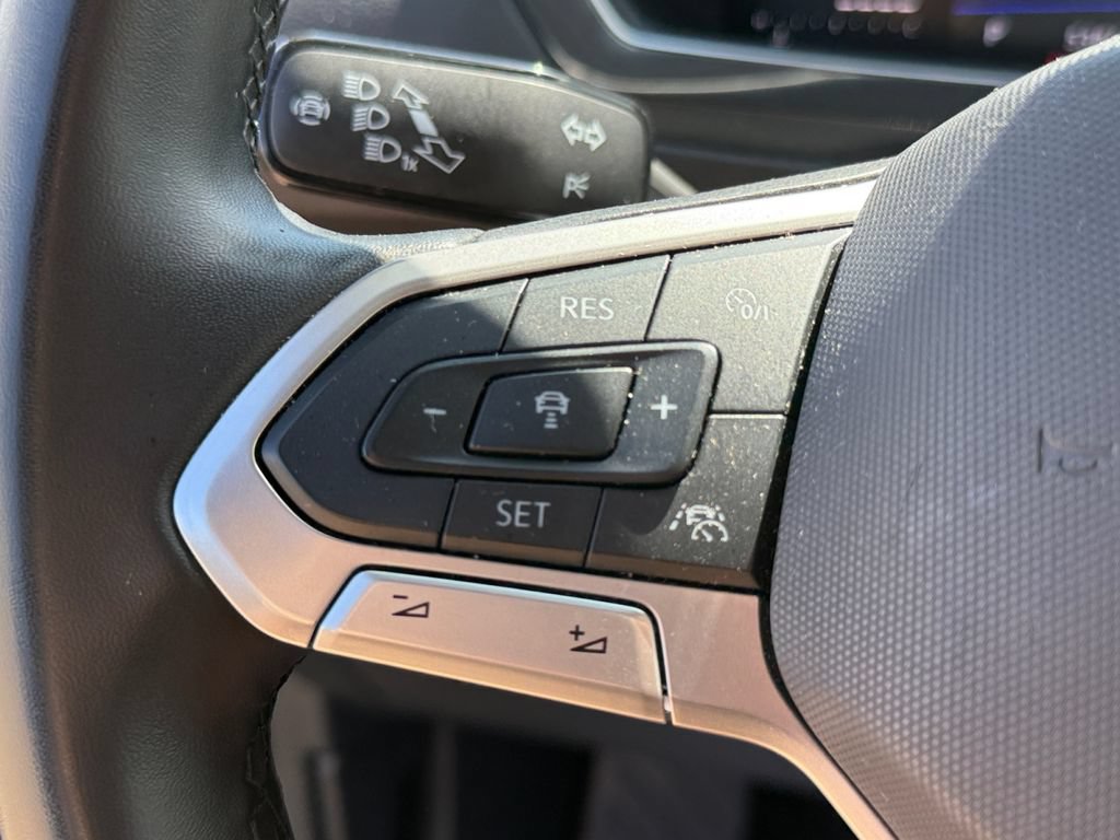 Used 2024 Volkswagen Tiguan Wolfsburg Edition AWD/4WD image 16
