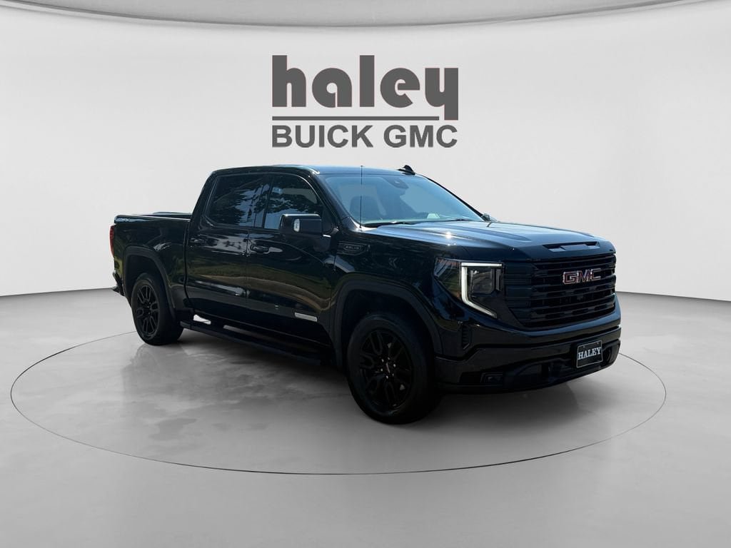 Used 2023 GMC Sierra 1500 Elevation w/ Preferred Package AWD/4WD image 7