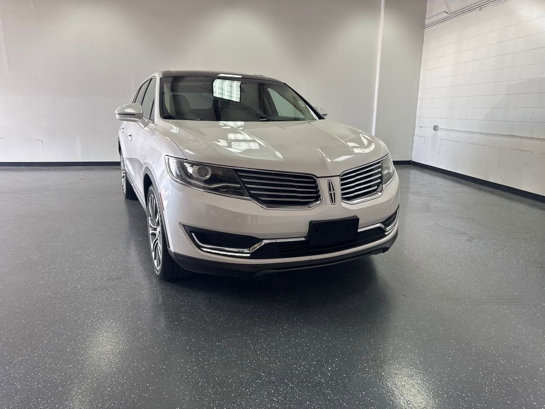 Used 2017 Lincoln MKX Reserve w/ Lincoln MKX Climate Package