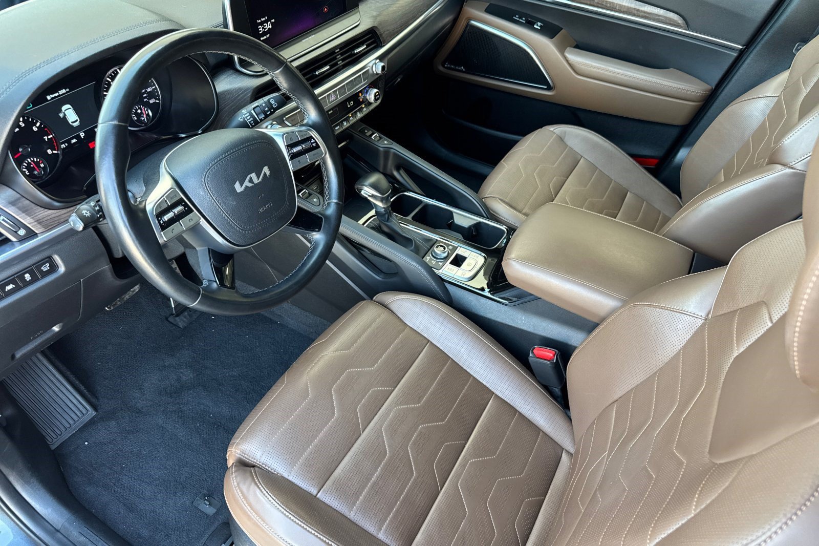 Used 2022 Kia Telluride SX w/ SX Prestige Package AWD/4WD image 4
