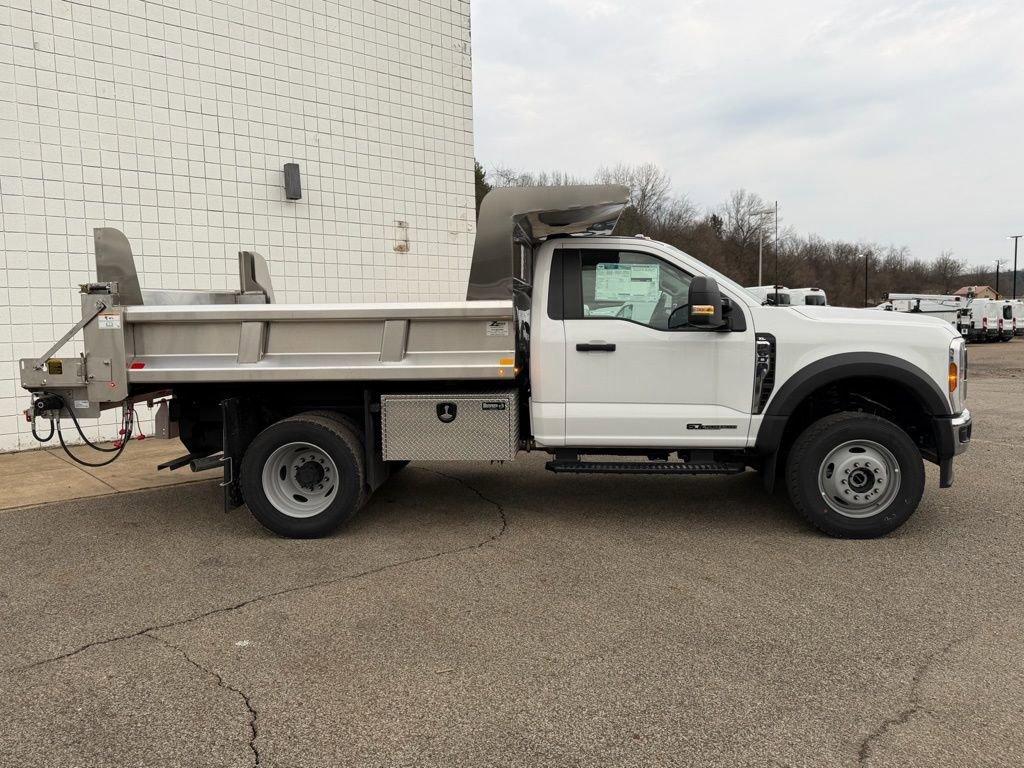 New 2025 Ford F600 4x4 Regular Cab Super Duty w/ XL Chrome Package image 4