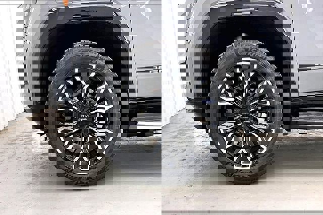 New 2025 GMC Sierra EV Denali image 14