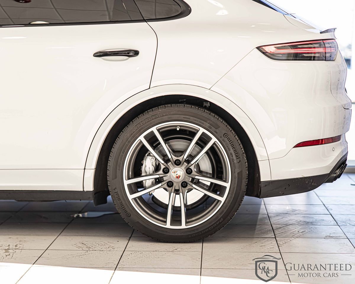 Used 2023 Porsche Cayenne Turbo AWD/4WD image 8