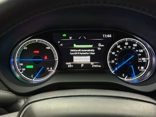 Used 2024 Toyota Venza XLE image 16