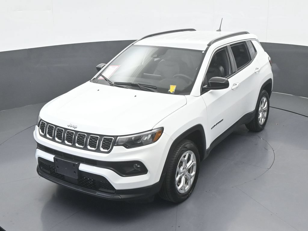 Used 2024 Jeep Compass Latitude AWD/4WD image 41
