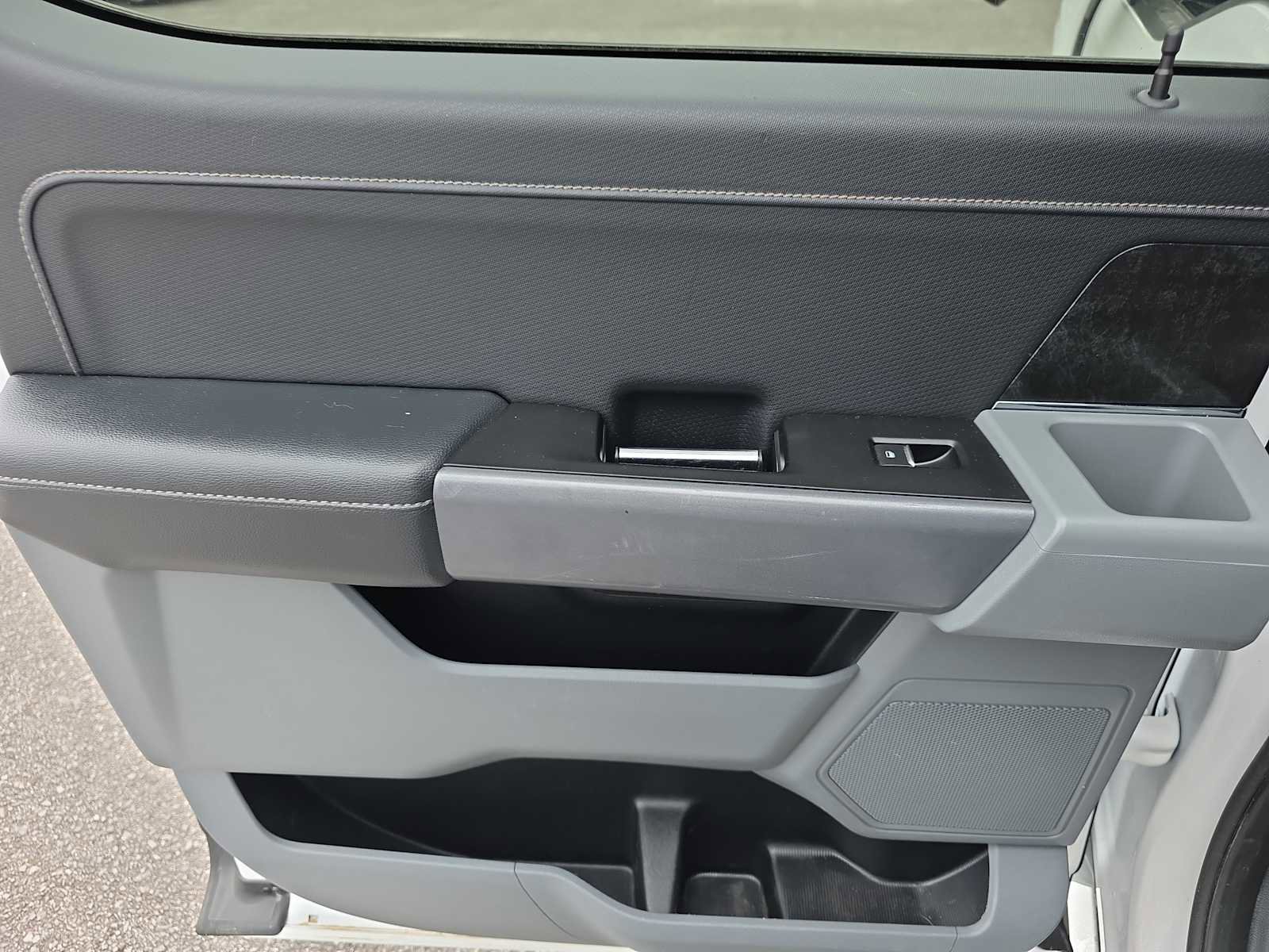 Used 2022 Ford F150 XLT w/ Equipment Group 302A High image 28