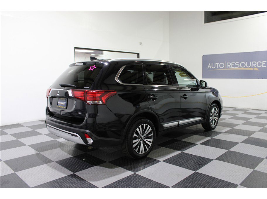 Used 2020 Mitsubishi Outlander ES image 4