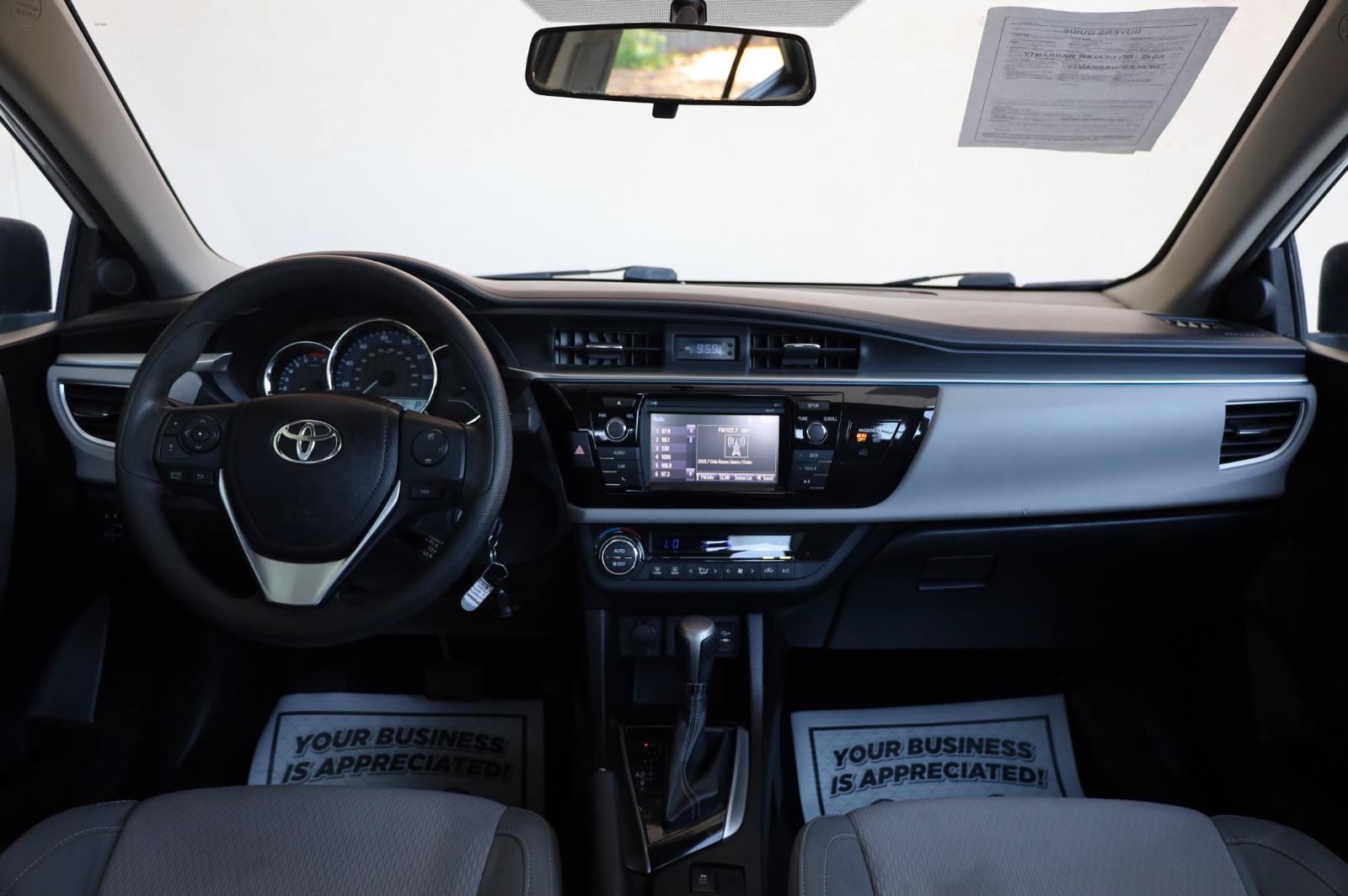 Used 2014 Toyota Corolla LE FWD image 31