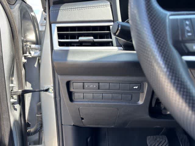 Used 2024 Mitsubishi Outlander SE AWD/4WD image 10