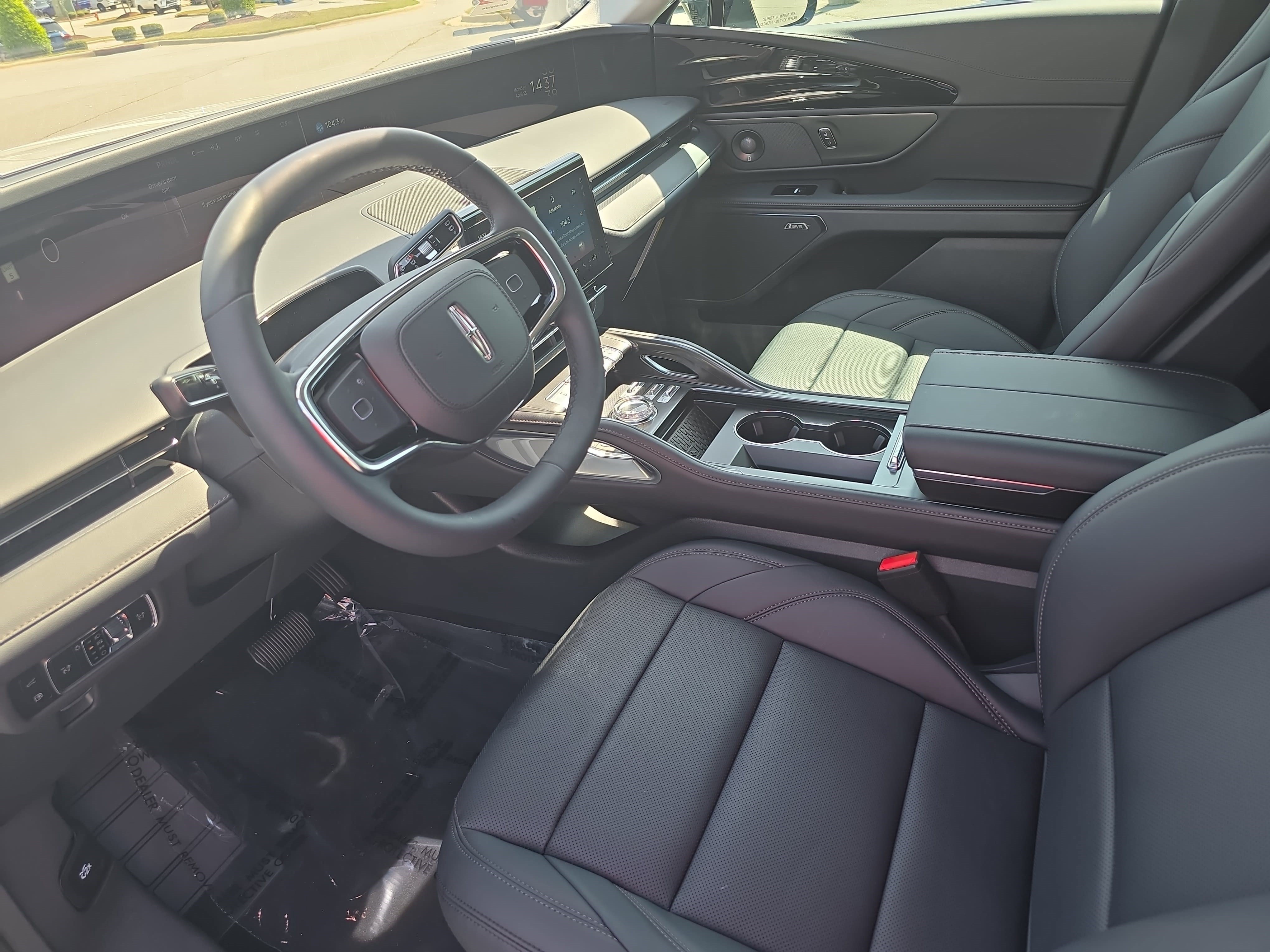 New 2026 Lincoln Nautilus Premier w/ Equipment Group 102A AWD/4WD image 15
