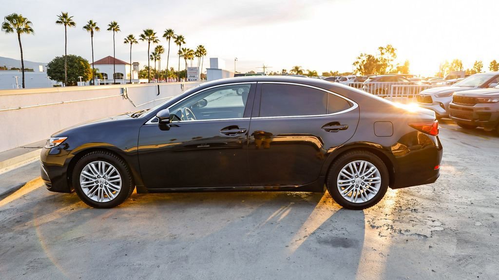 Used 2018 Lexus ES 350 image 14