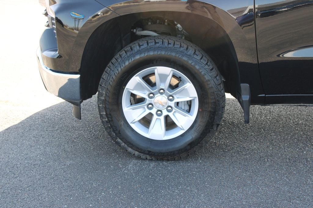 Used 2025 Chevrolet Silverado 1500 LT w/ Work Truck Package image 18