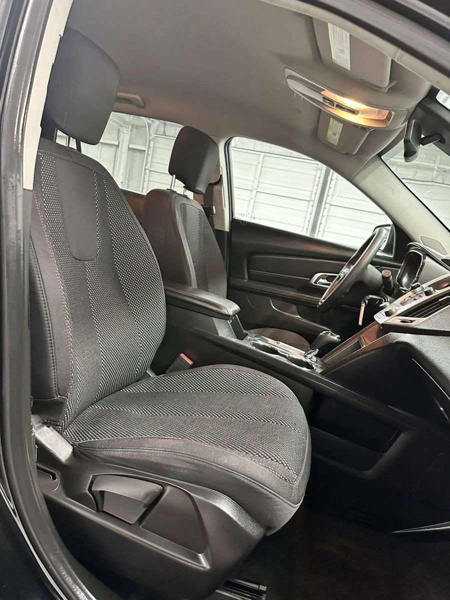 Used 2017 GMC Terrain SLE FWD image 28