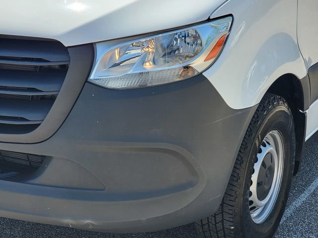 Used 2025 Mercedes-Benz Sprinter 2500 image 9