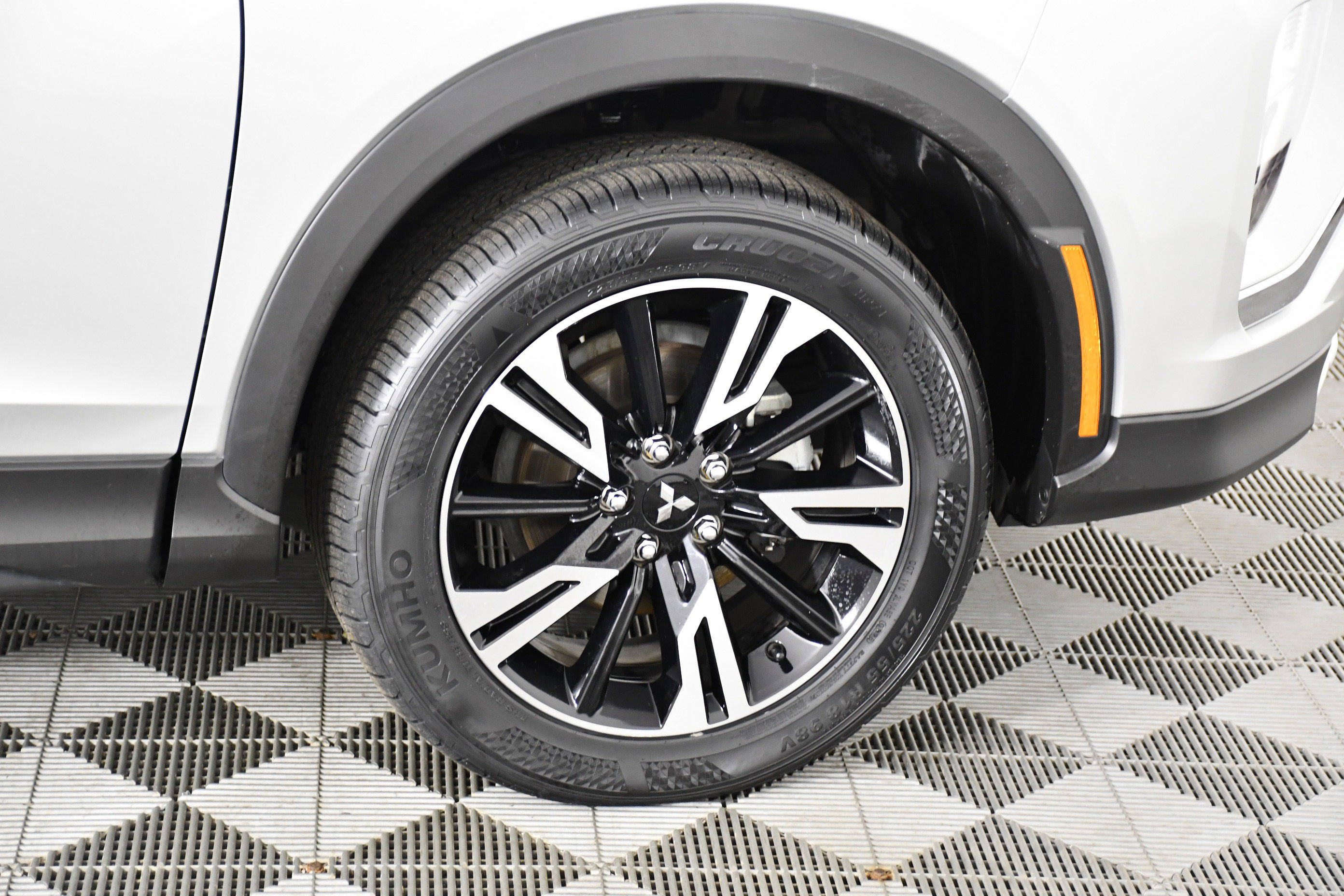 Used 2023 Mitsubishi Eclipse Cross SE AWD/4WD image 52