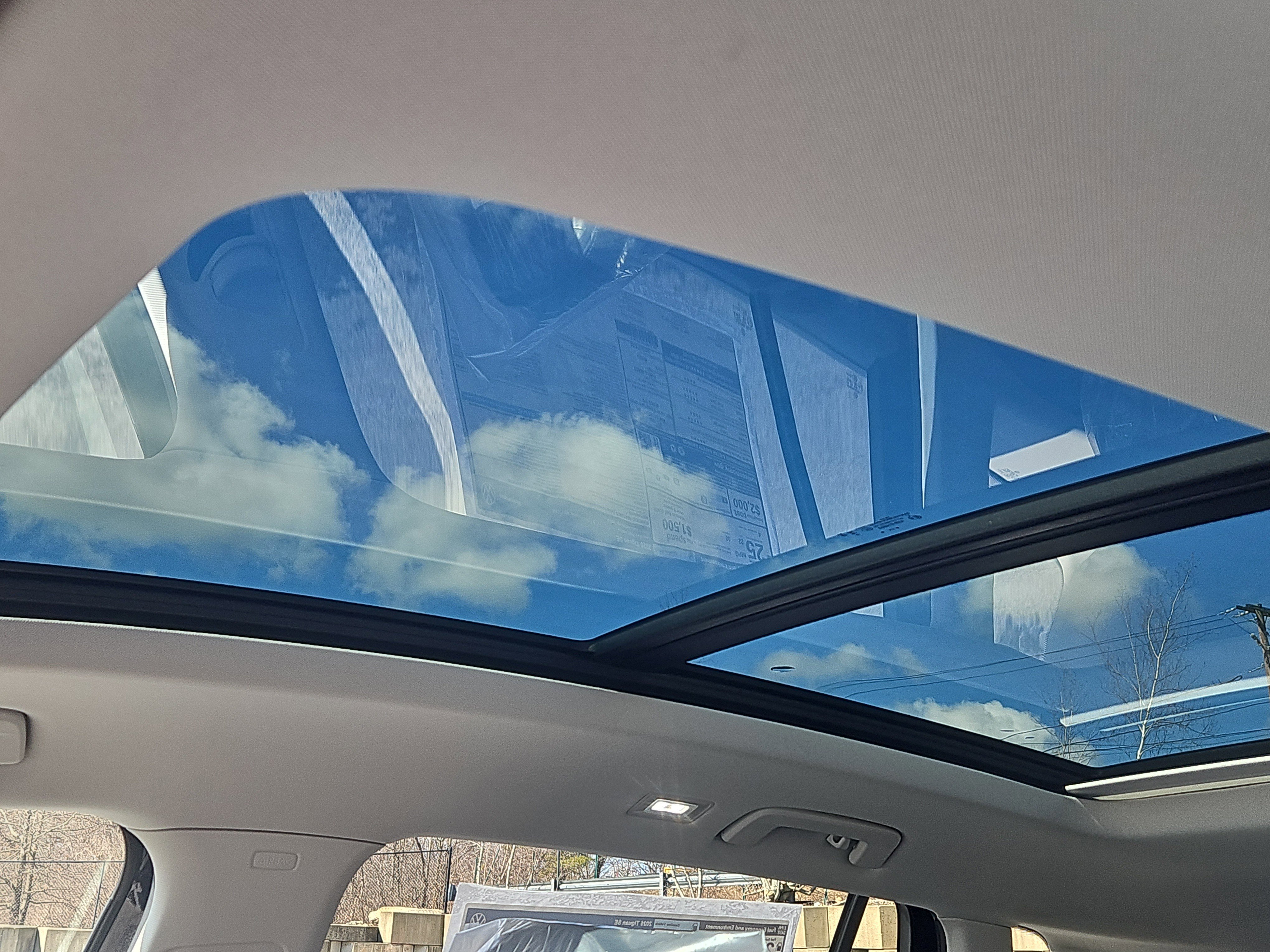 New 2026 Volkswagen Tiguan SE image 7