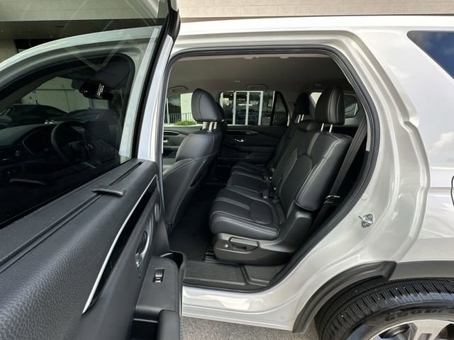 Used 2025 Honda Pilot EX-L image 29
