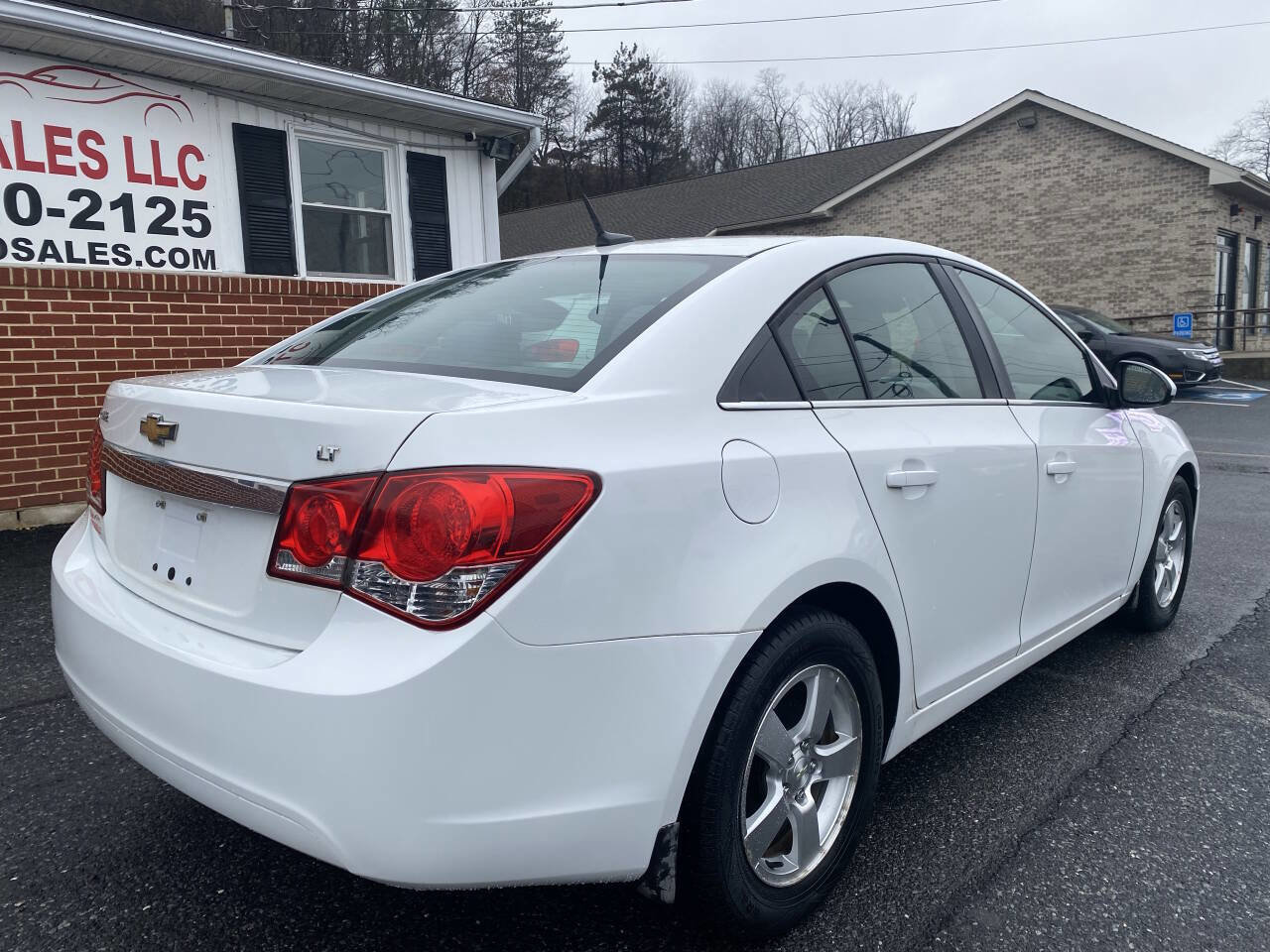 Used 2014 Chevrolet Cruze LT w/ All-Star Edition FWD image 5
