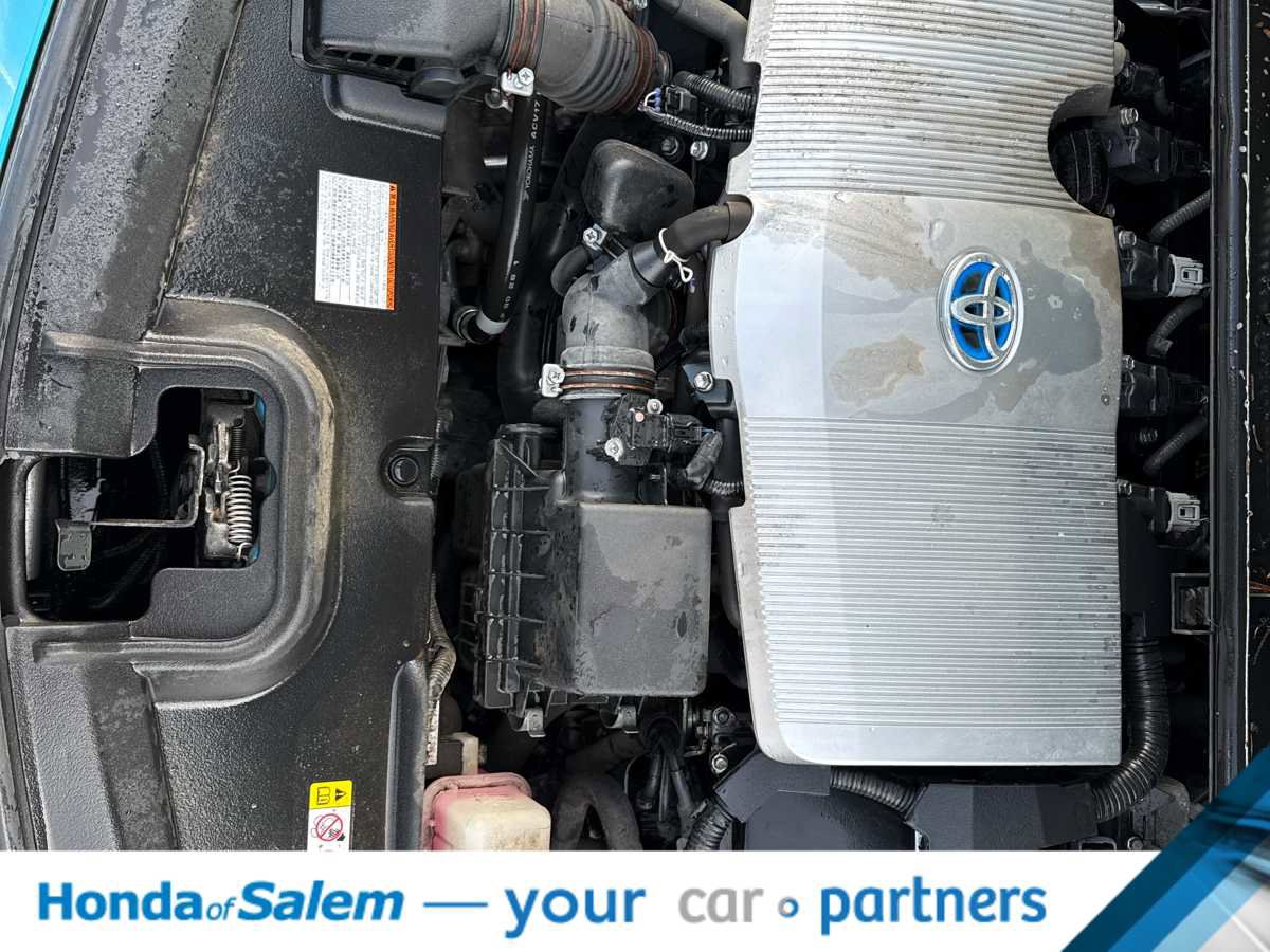 Used 2021 Toyota Prius Prime XLE image 9