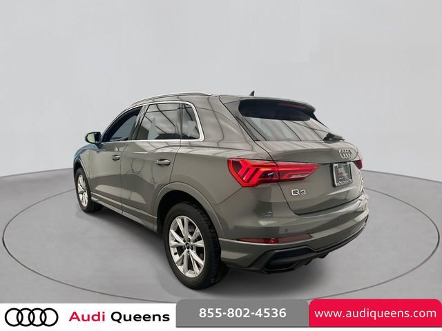 Used 2022 Audi Q3 2.0T Premium Plus image 2