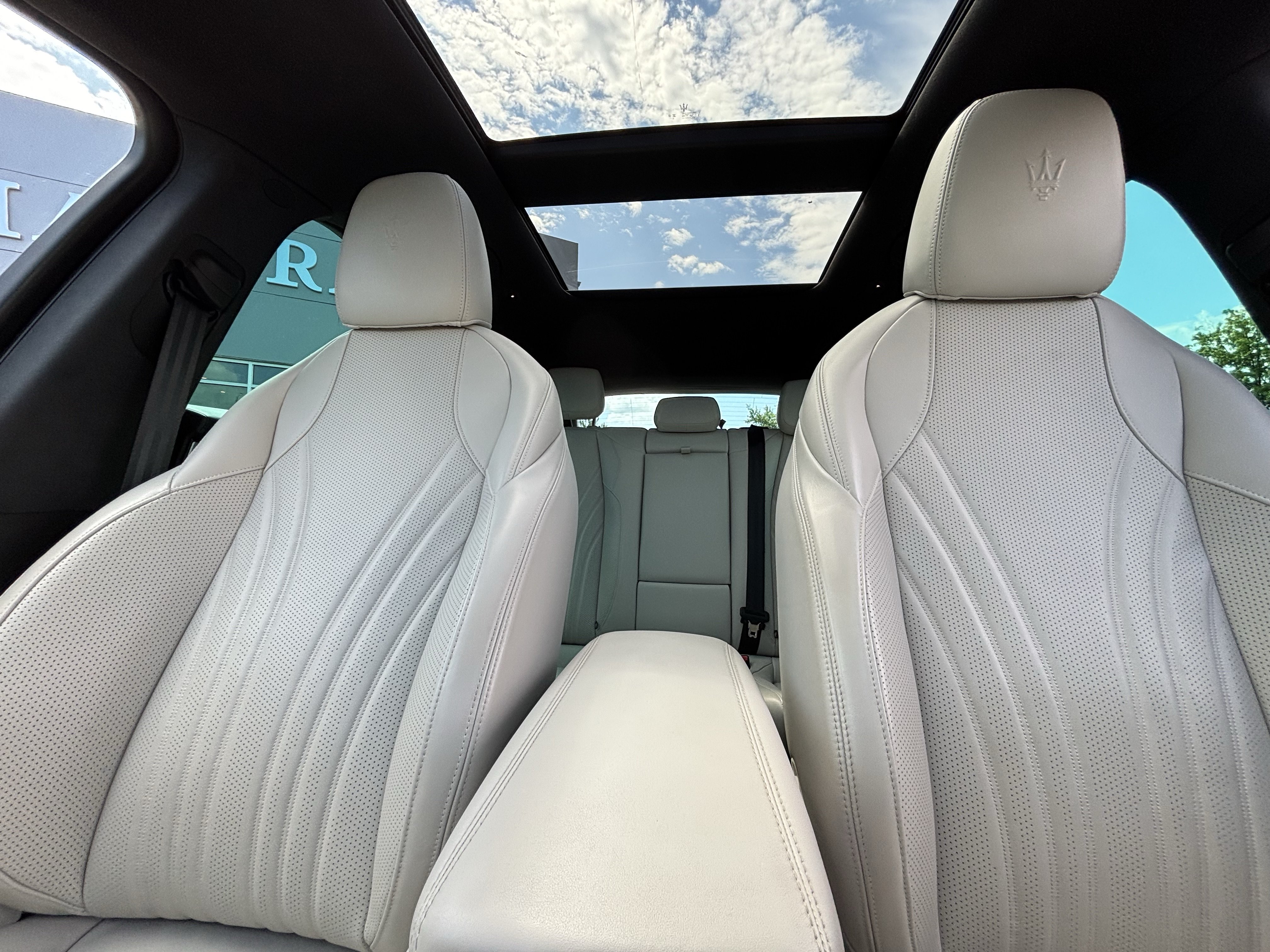 Used 2023 Maserati Grecale Modena AWD/4WD image 29