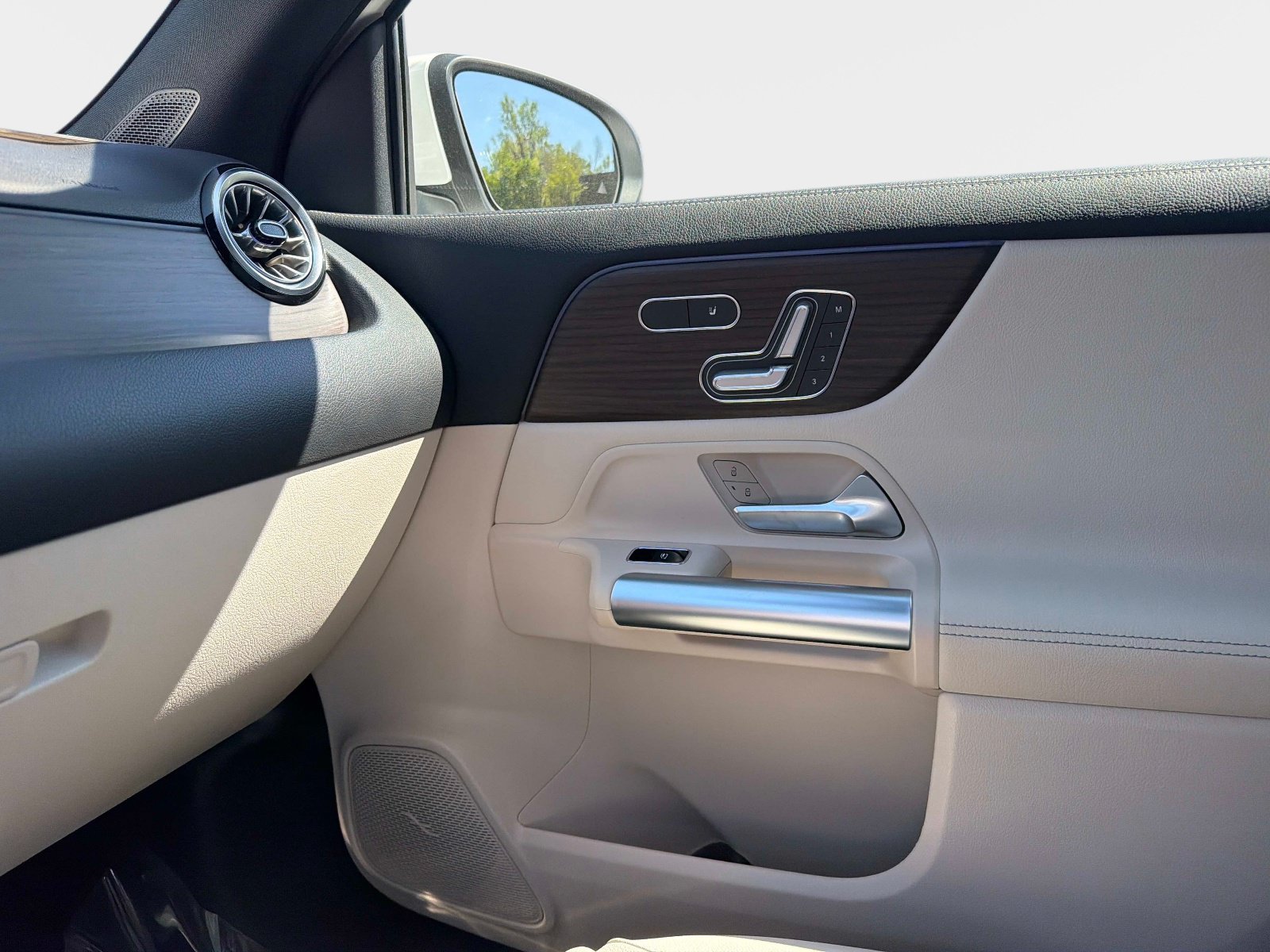 New 2026 Mercedes-Benz GLA 250 image 20