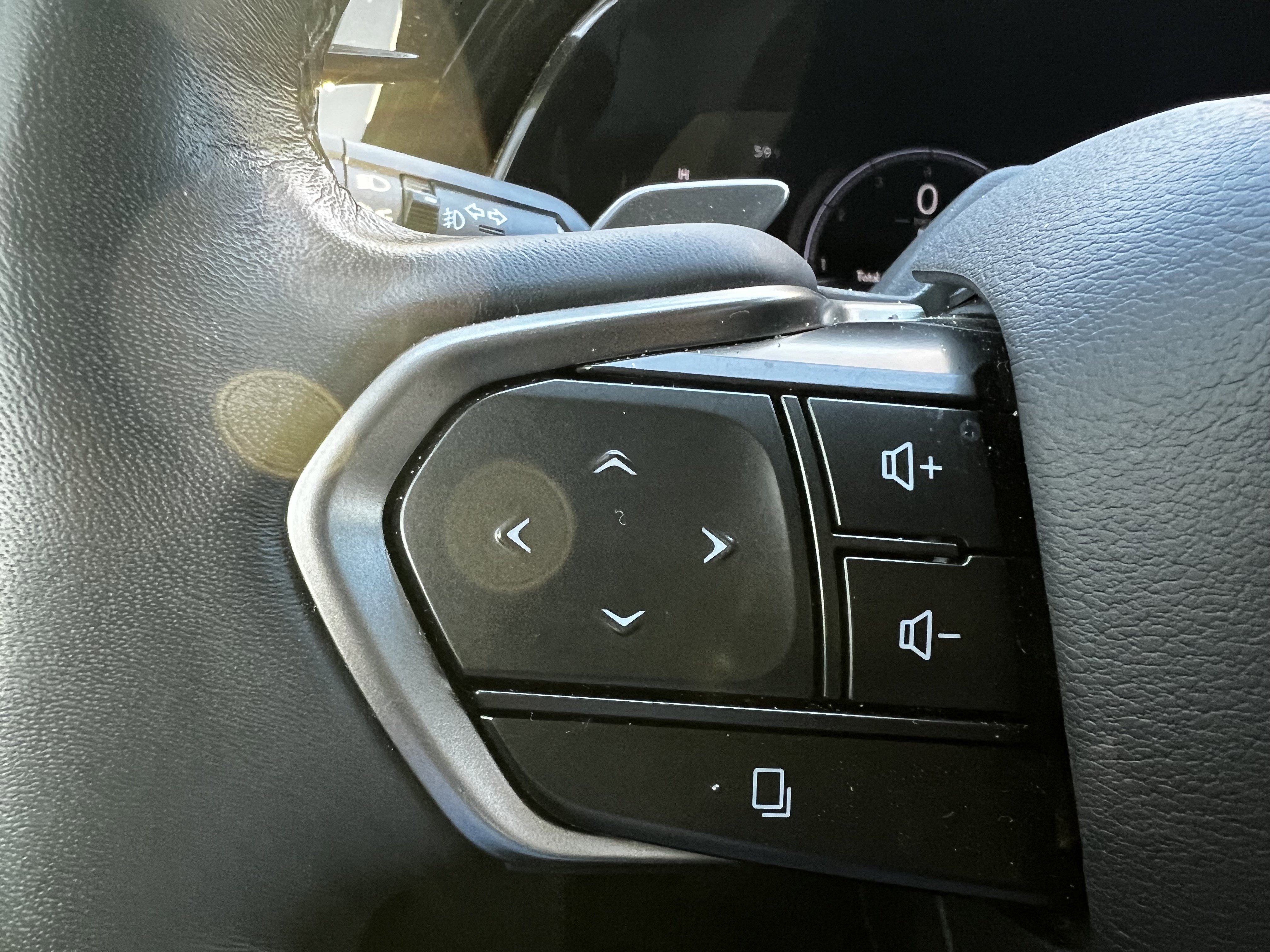 Used 2024 Lexus RX 350 FWD image 18