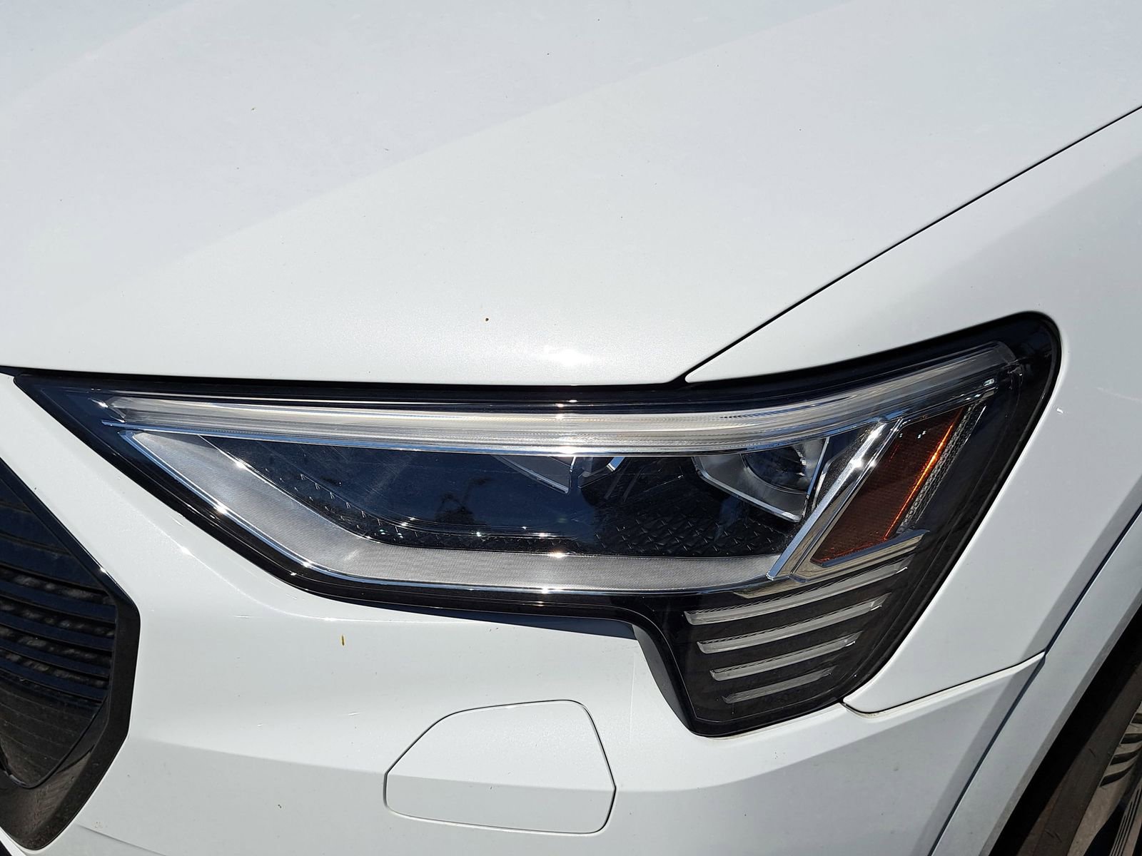 Used 2023 Audi e-tron Premium Plus w/ Premium Plus Package image 8