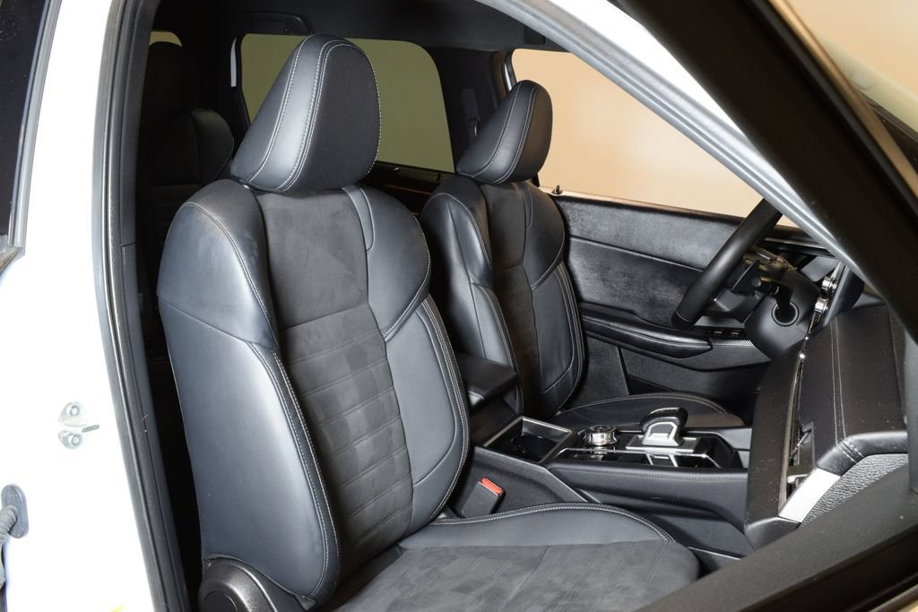 Used 2023 Mitsubishi Outlander SE AWD/4WD image 32