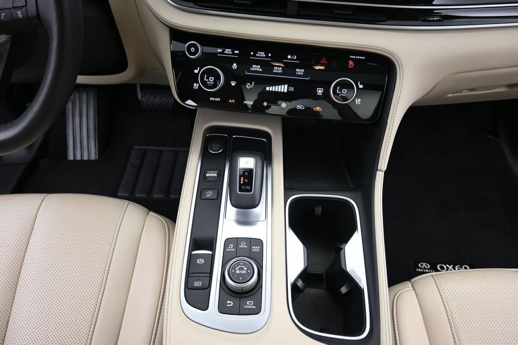 Used 2023 INFINITI QX60 Luxe w/ Vision Package AWD/4WD image 14