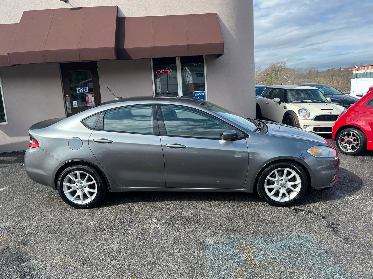 Used 2013 Dodge Dart SXT w/ Popular Equipment Group image 4