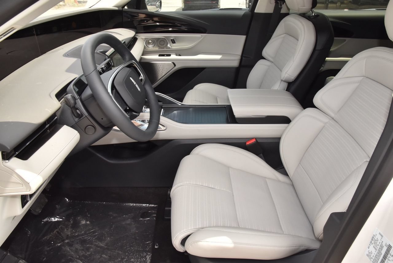 New 2026 Lincoln Nautilus Reserve AWD/4WD image 20