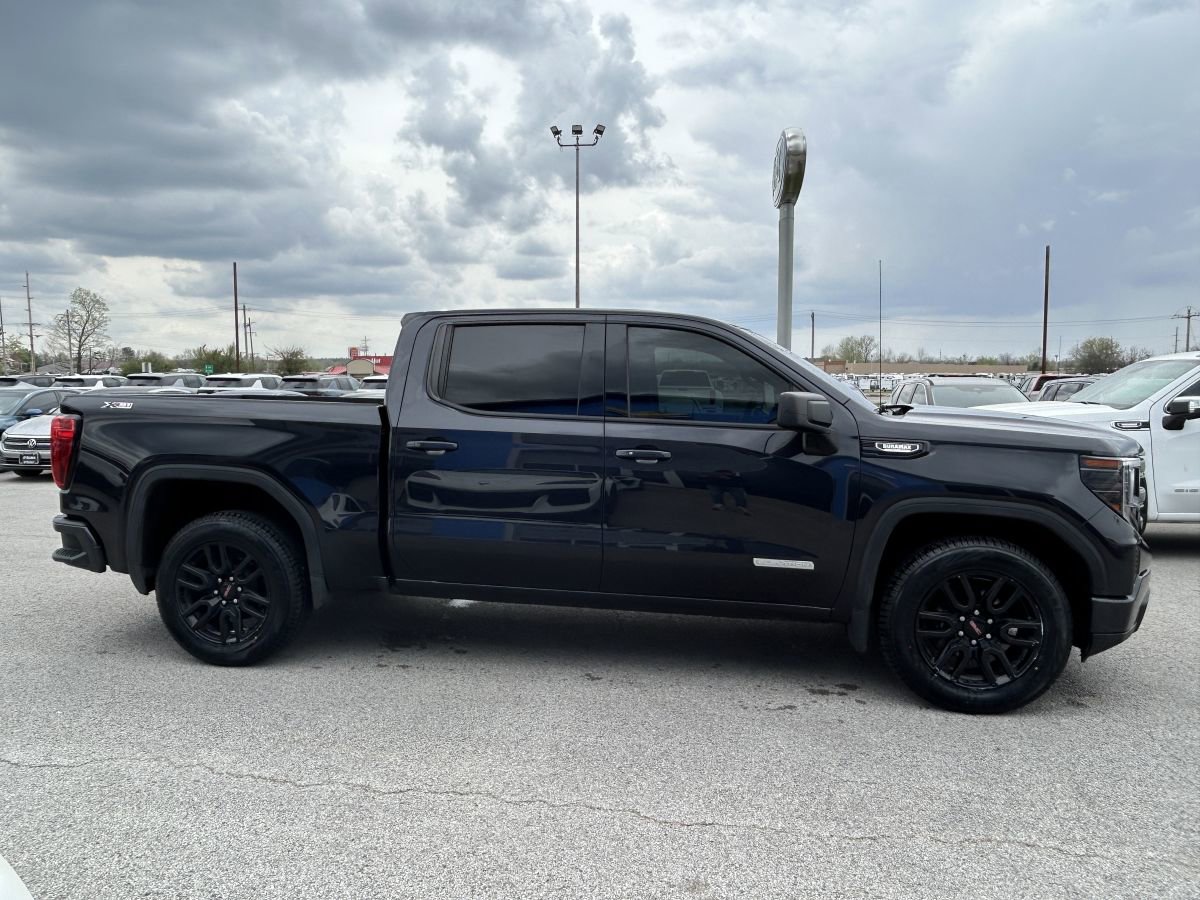 Used 2023 GMC Sierra 1500 Elevation w/ X31 Off-Road Package image 3