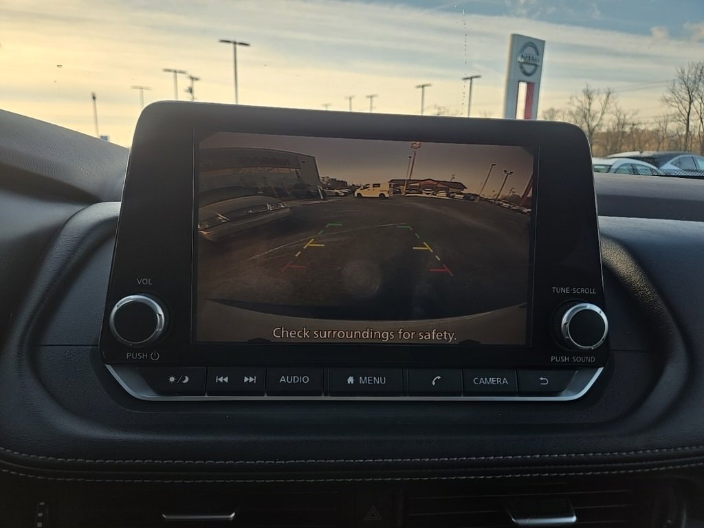 Used 2023 Nissan Rogue SV w/ SV Premium Package image 23