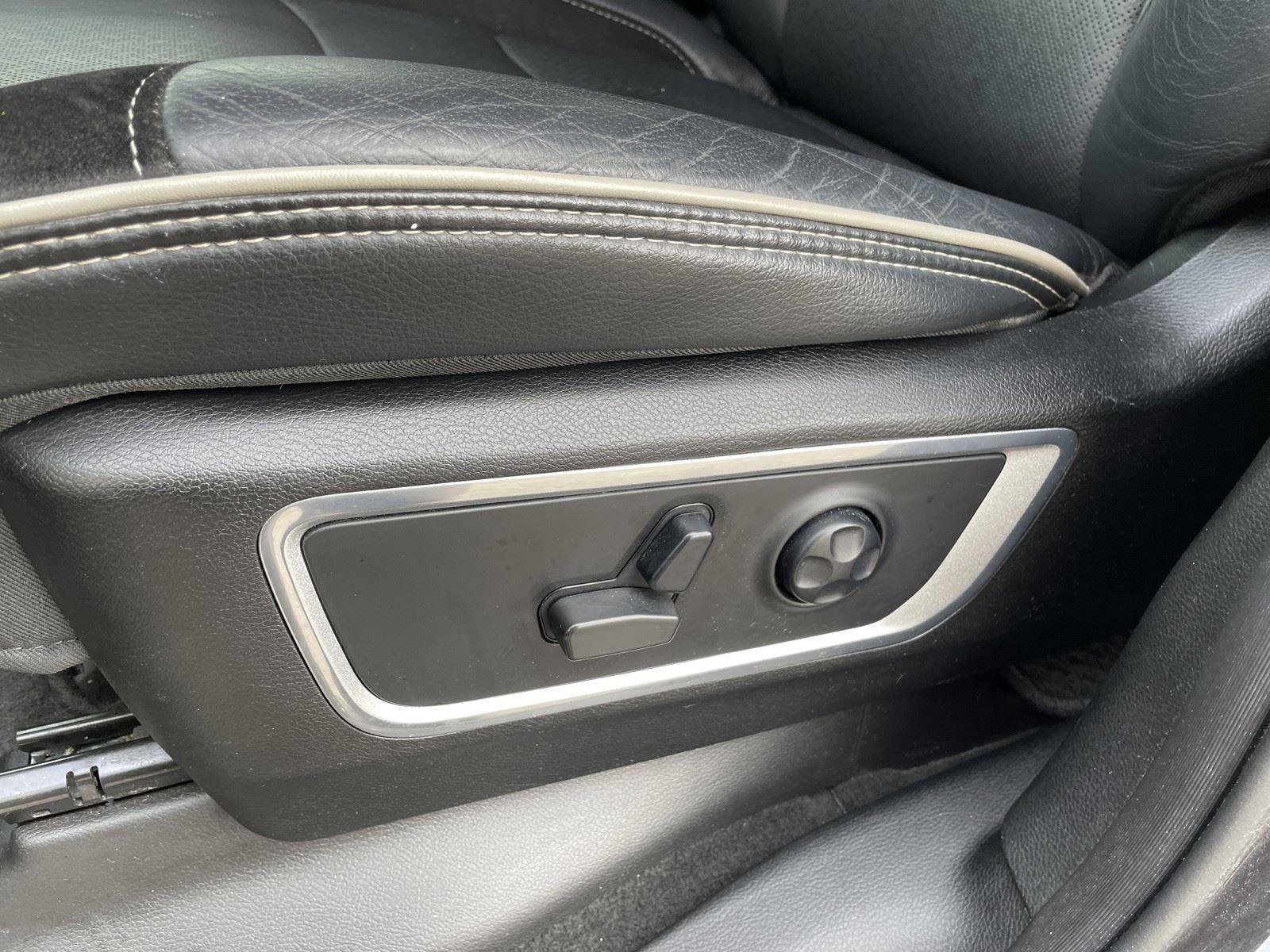 Certified 2021 RAM 1500 Laramie image 12