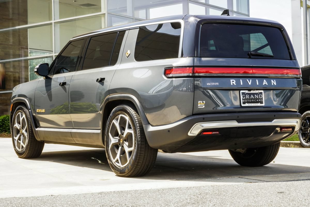 Used 2024 Rivian R1S Adventure Quad AWD/4WD image 10