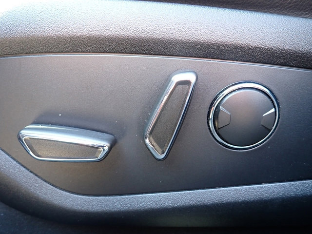 Used 2016 Lincoln MKX Premiere FWD image 22