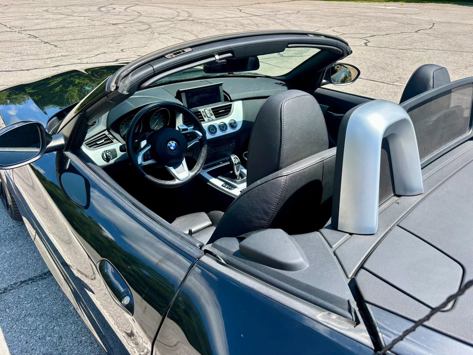 Used 2009 BMW Z4 sDrive35i RWD image 11
