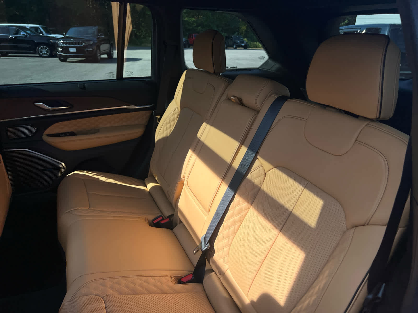 New 2025 Jeep Grand Cherokee Summit image 20