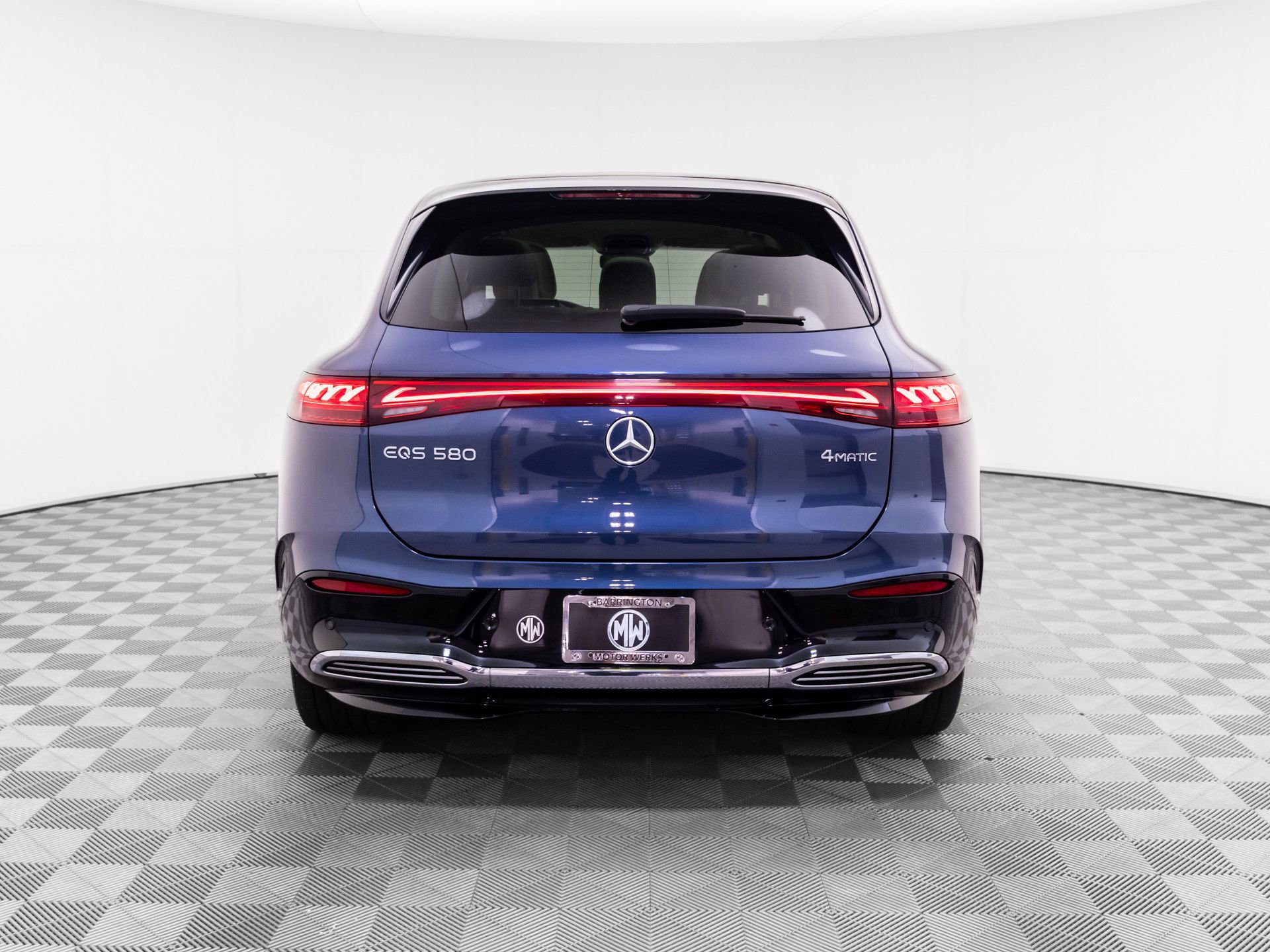 Used 2023 Mercedes-Benz EQS 580 4MATIC SUV image 4