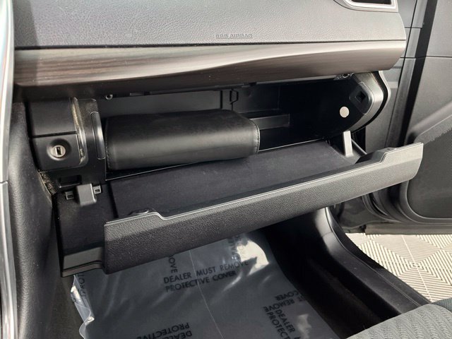 Used 2017 Toyota Camry LE FWD image 37