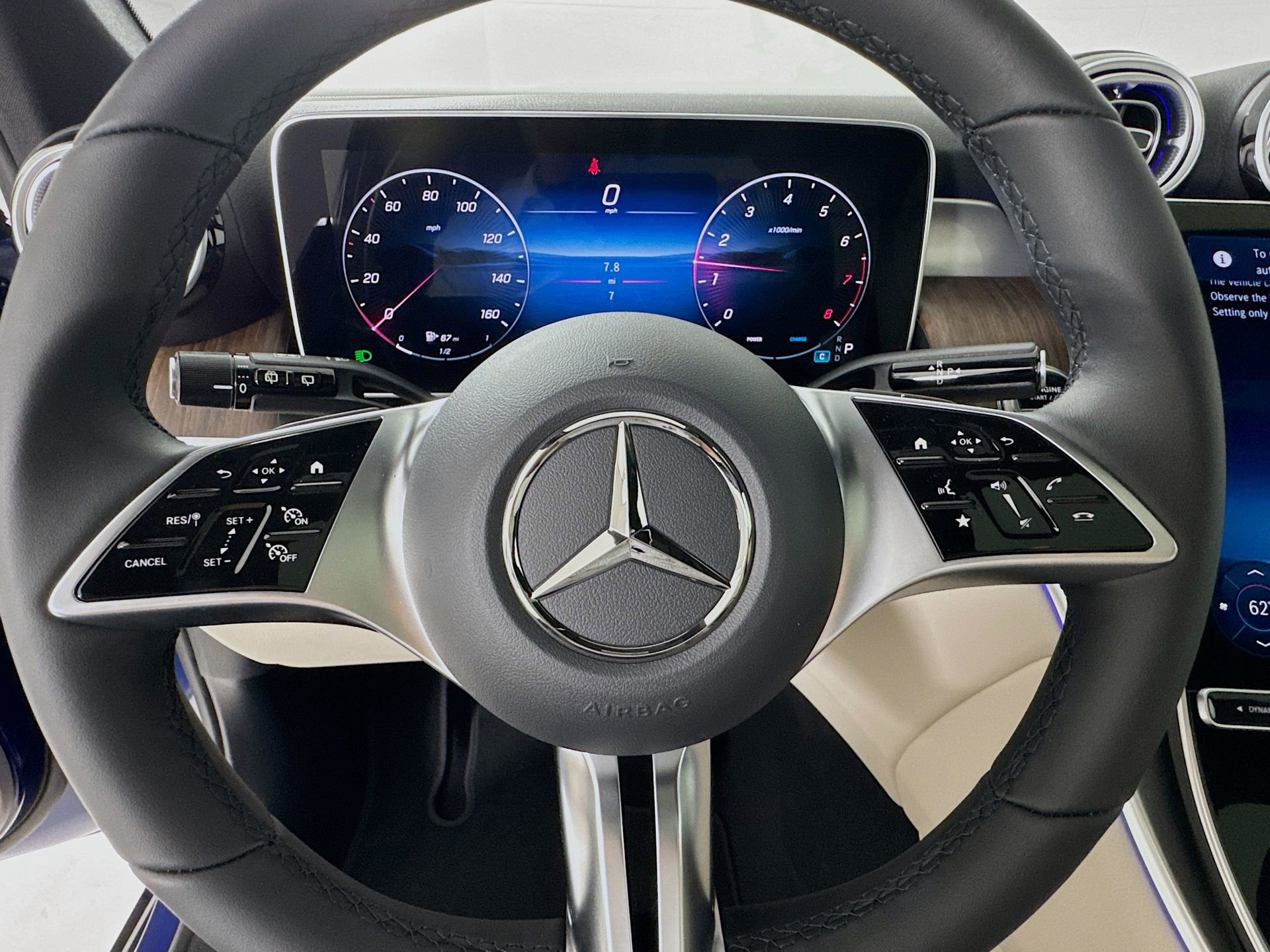 New 2026 Mercedes-Benz GLC 300 image 12