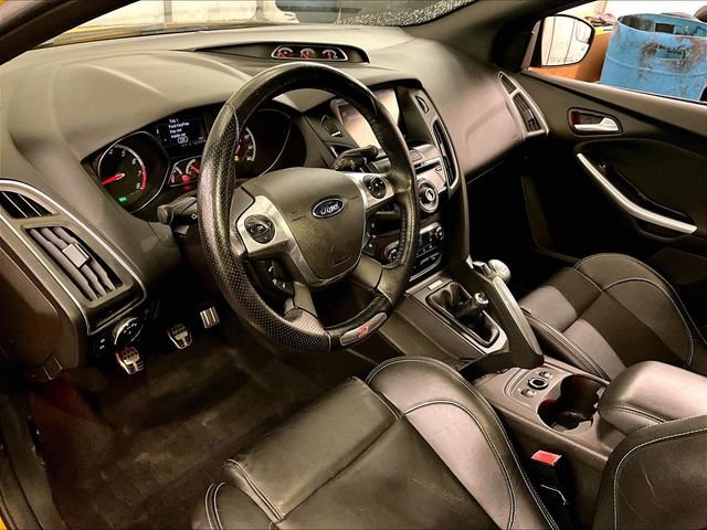 Used 2013 Ford Focus ST FWD image 13