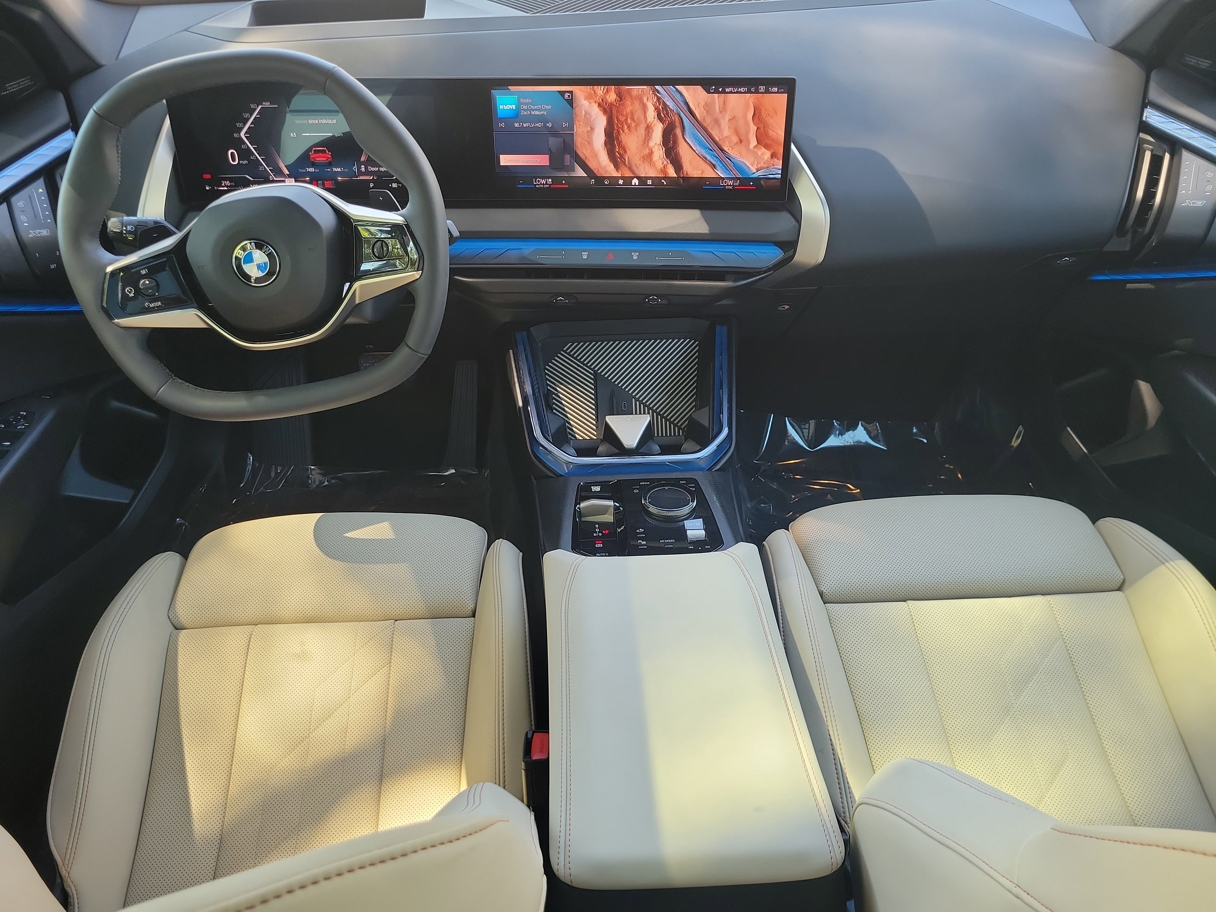 New 2025 BMW X3 xDrive30i w/ Premium Package image 14