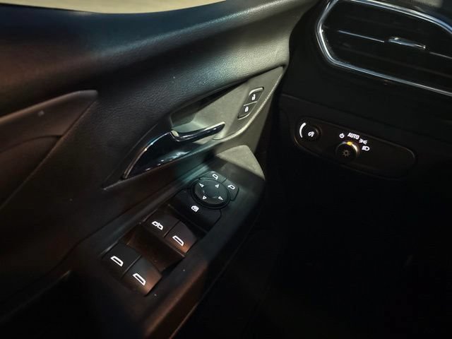 Certified 2022 Chevrolet Bolt LT FWD image 22