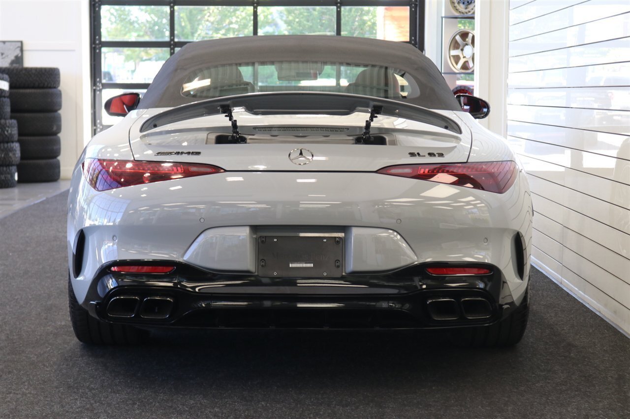 Used 2023 Mercedes-Benz SL 63 AMG 4MATIC w/ Driver Assistance Package image 54