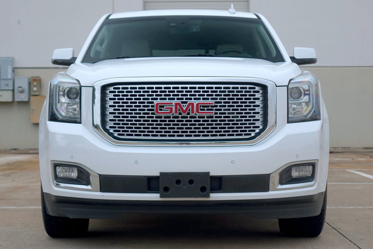 Used 2016 GMC Yukon Denali w/ Open Road Package AWD/4WD image 16